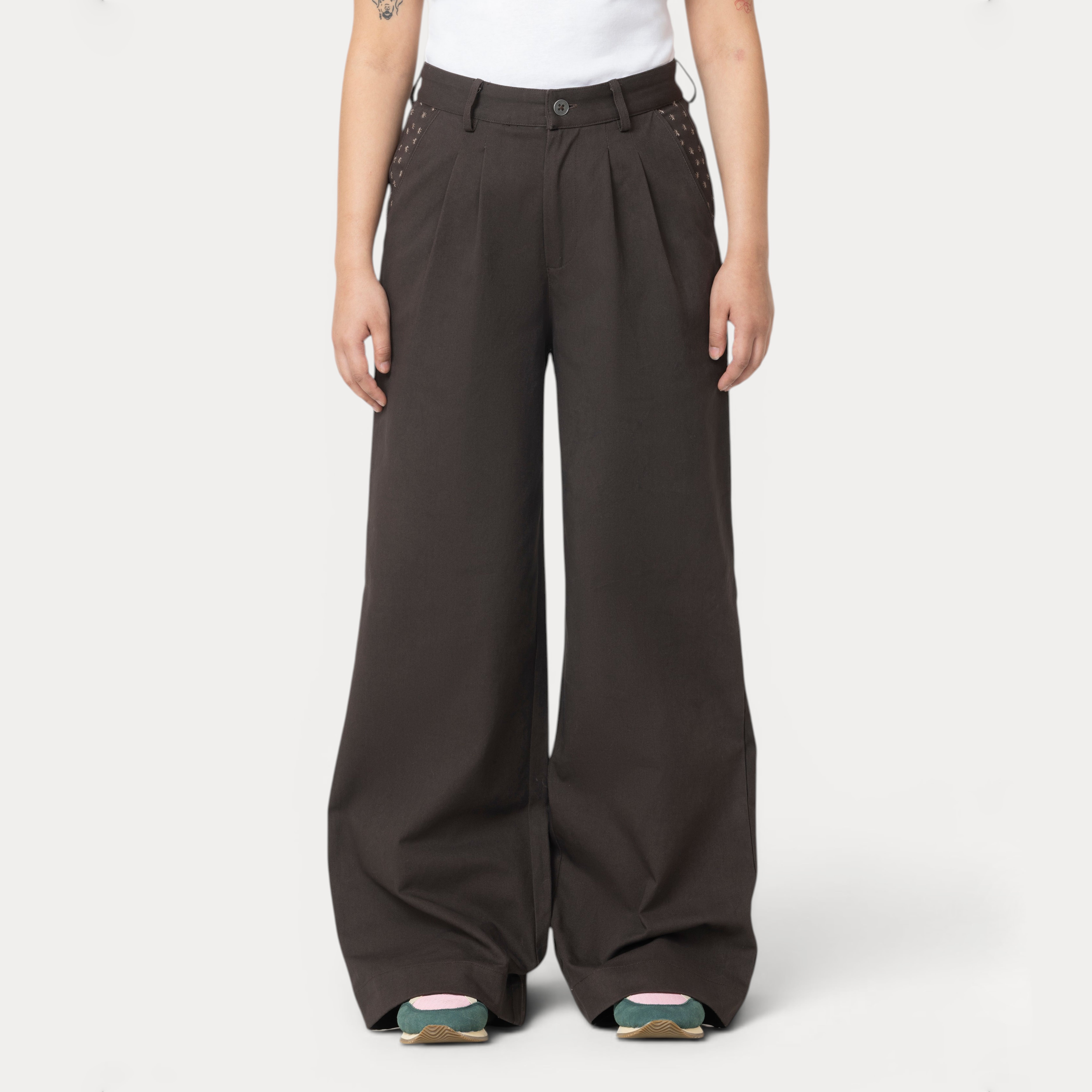 Gully 17 Trousers - Aaroh Brown