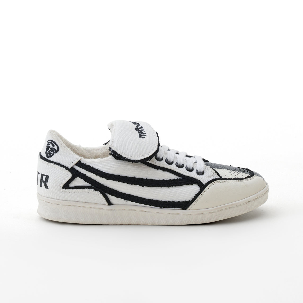 Gully Number 001 x Royal Enfield Hunter 350 - BAAZ WHITESABI TOKYO for Women