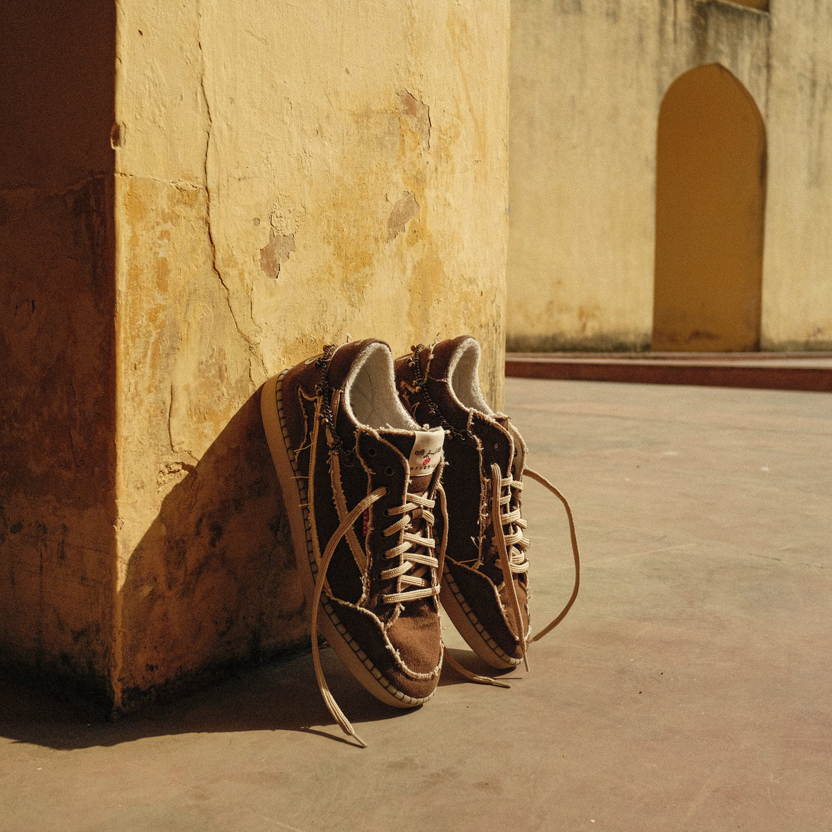 Gully Number 001 - Baaz Indrani Edition