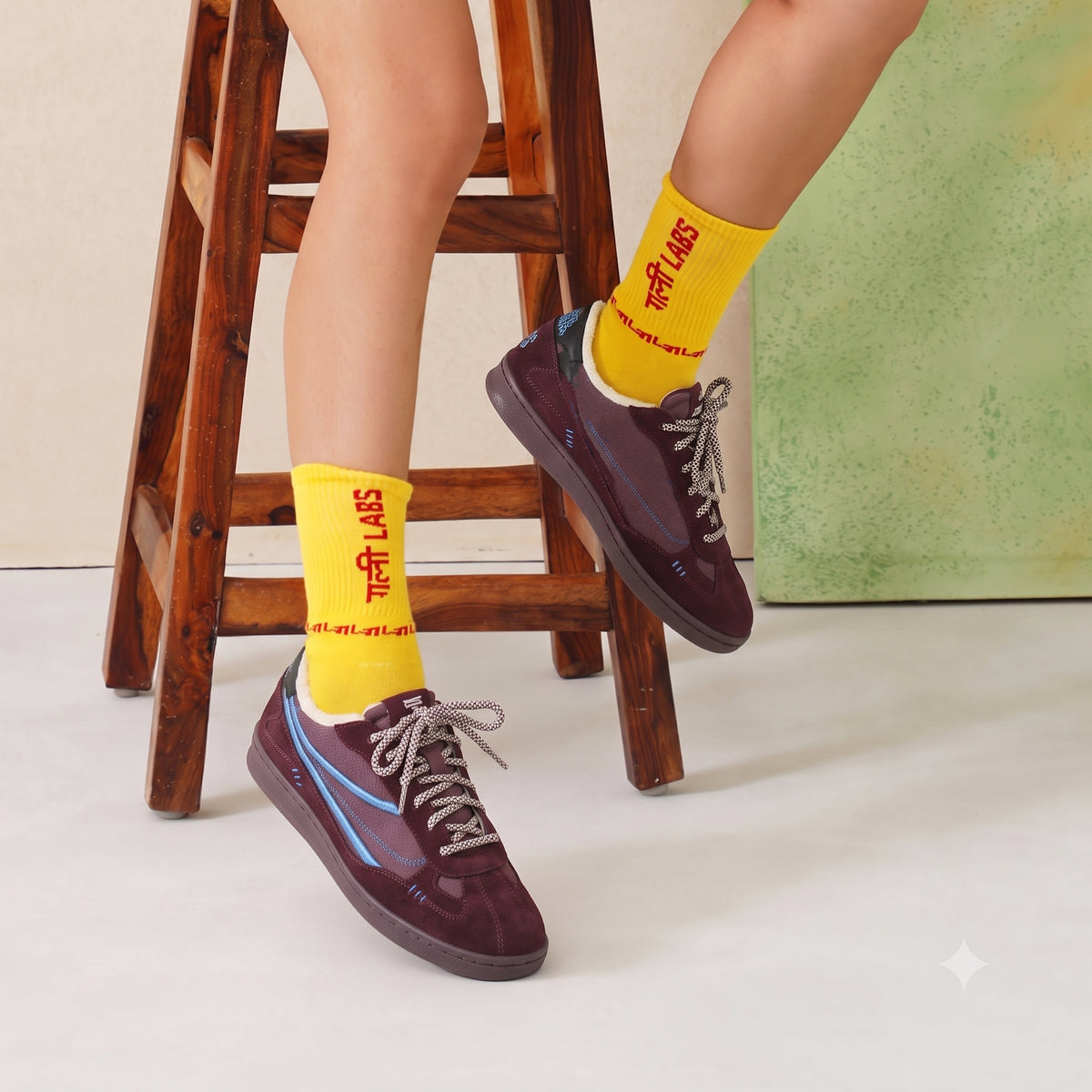 GULLY NUMBER 001 - Baaz Laakh Red for Women