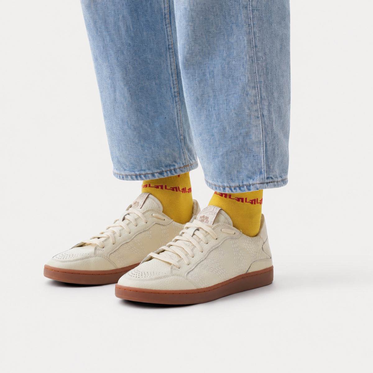 Gully Number 001 - Dvaita Calico White