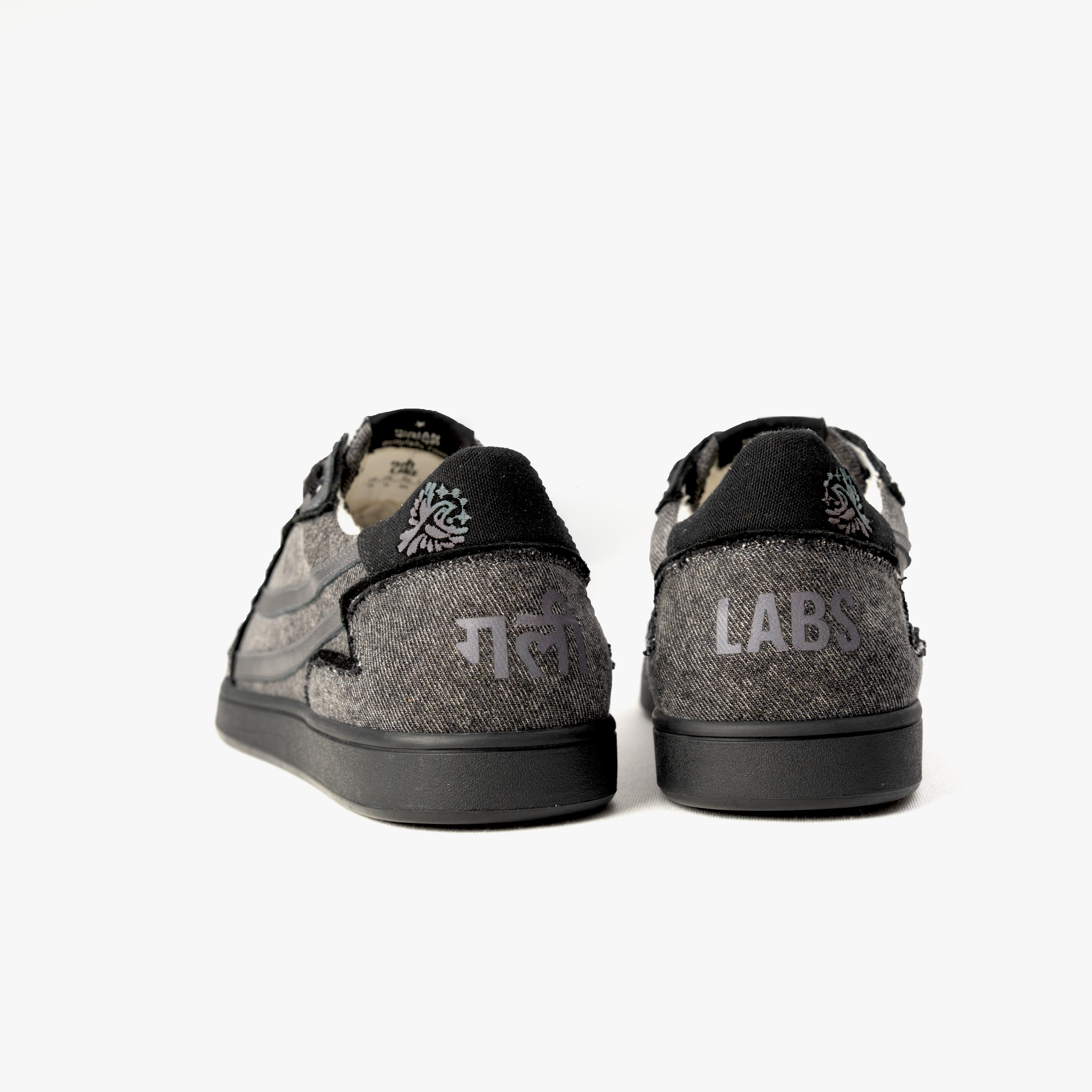 Gully Number 001 - Baaz Chaaya Grey for Women