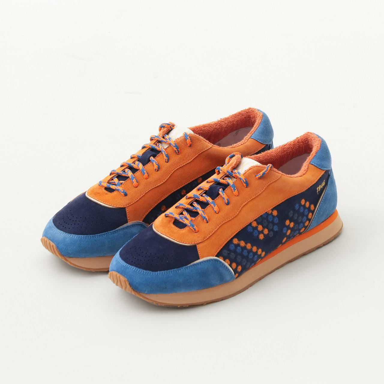 Gully Number 002 - 1948 Victory Blue