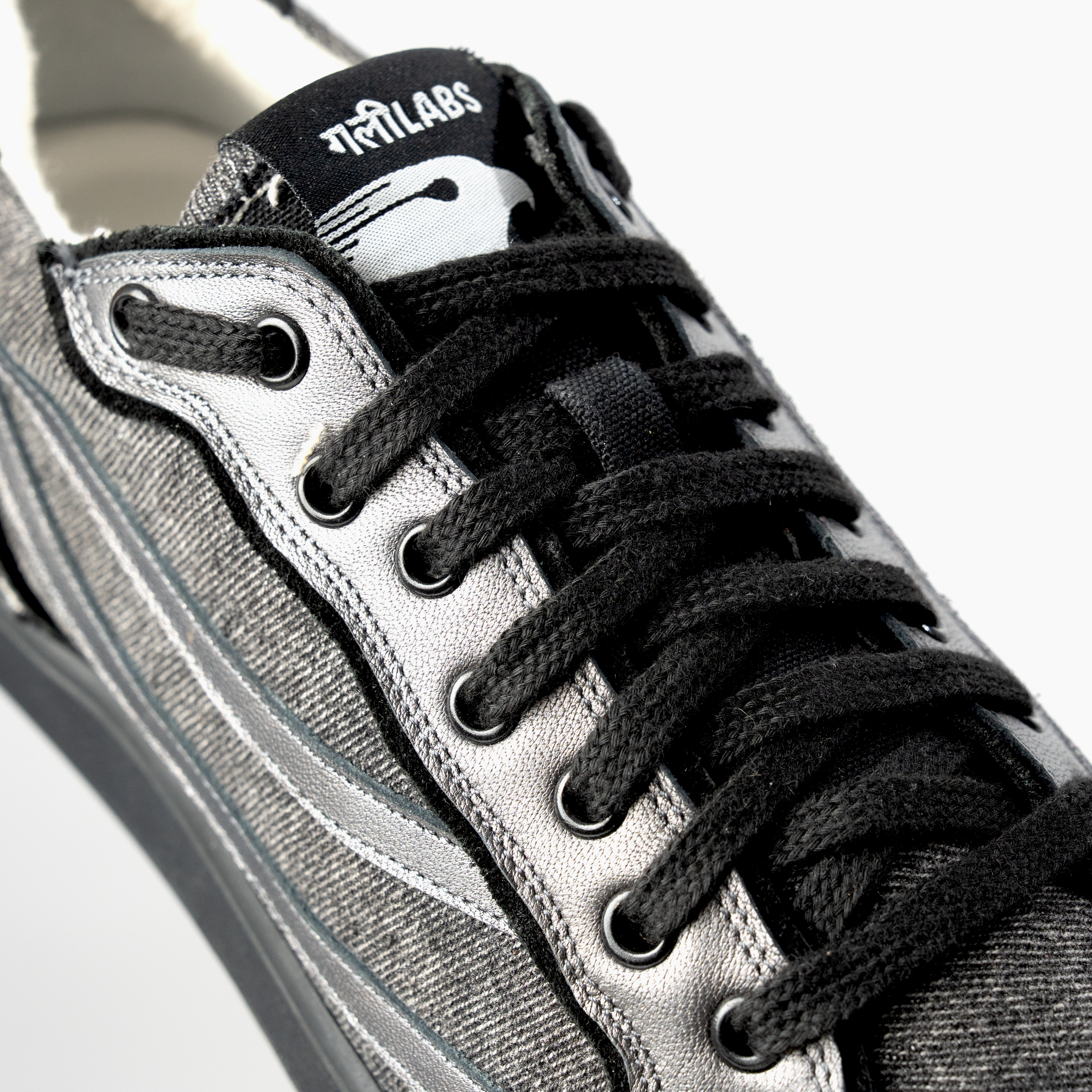 Gully Number 001 - Baaz Chaaya Grey for Women