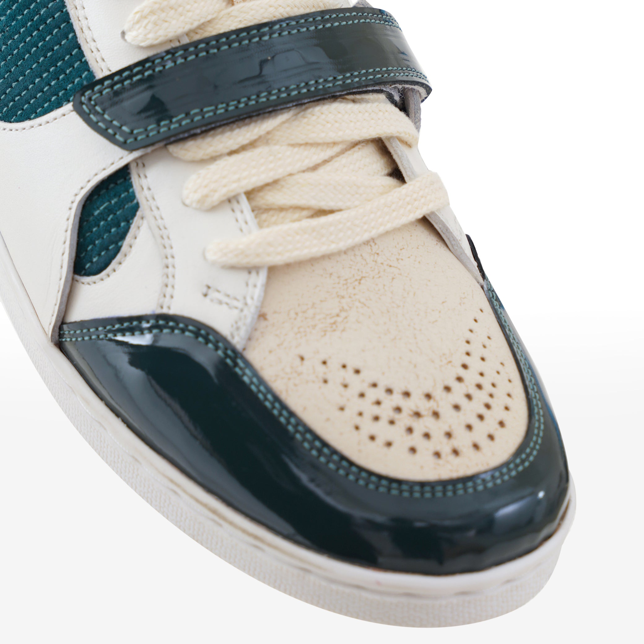 GL001 Class Rebels - Board Green