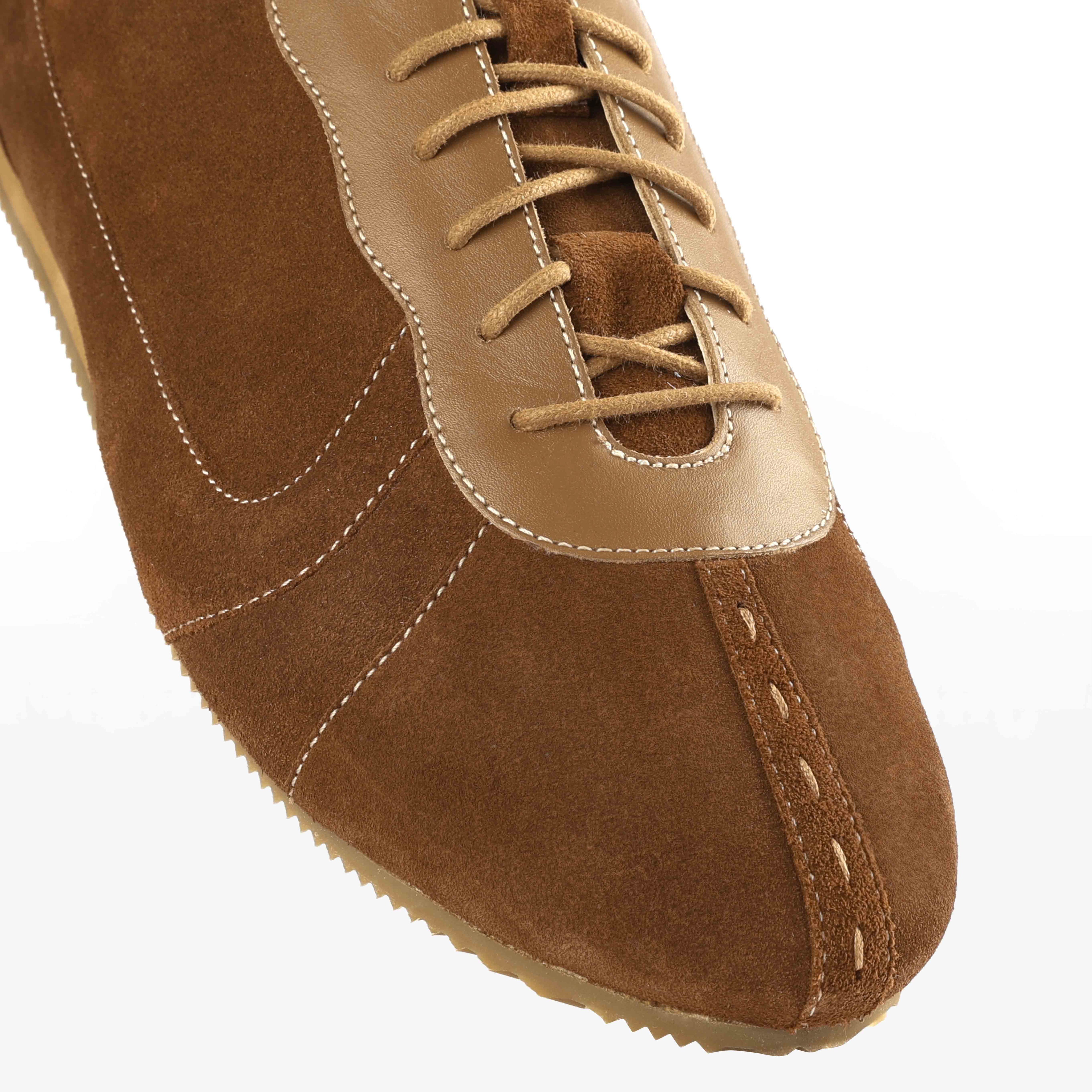 Gully Number 003 - Mrida Brown