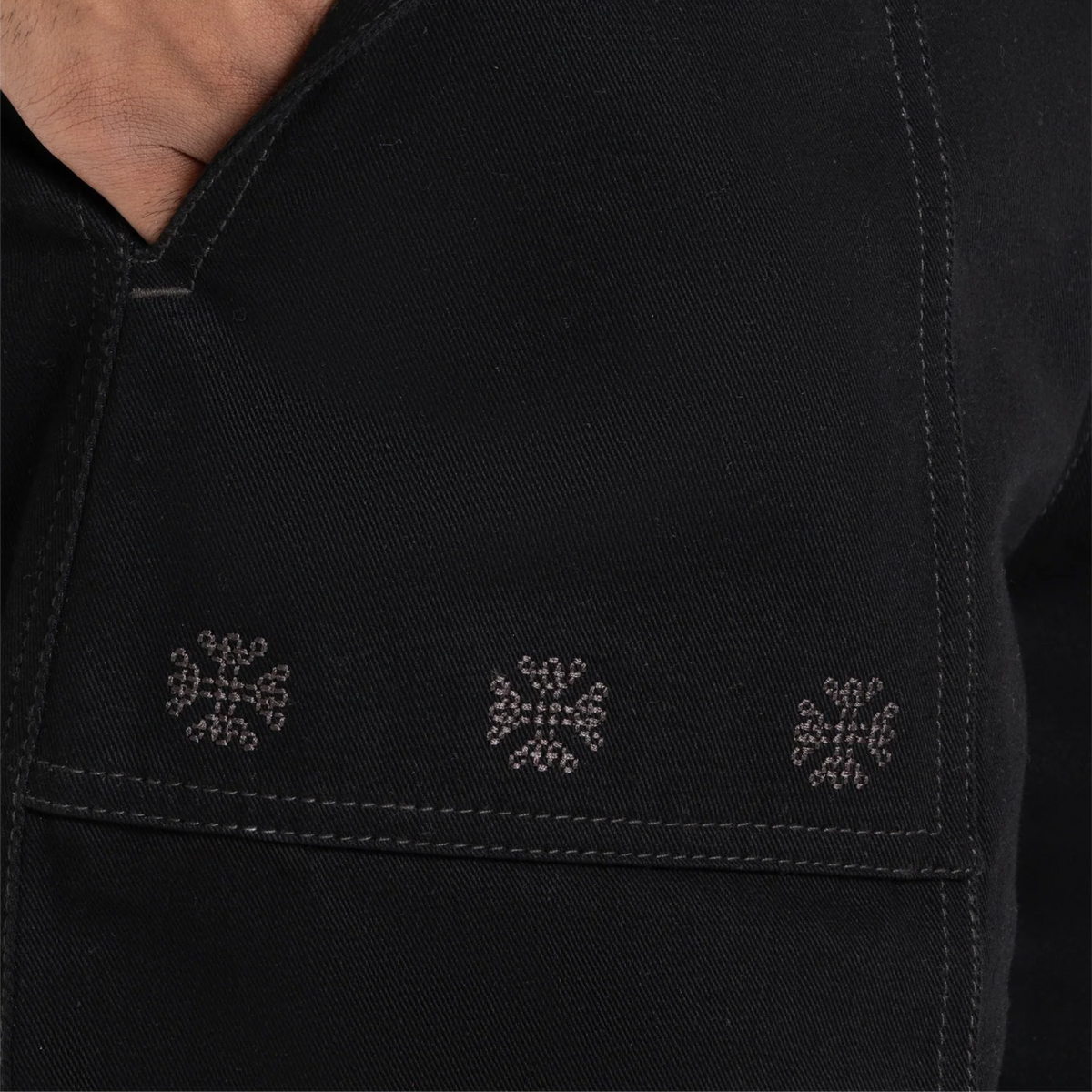 Kara - Pintuck Pant - Black For Men