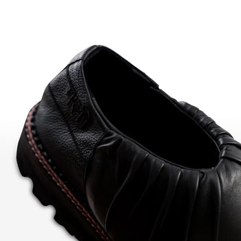 The Traveller - Fantasia Pink