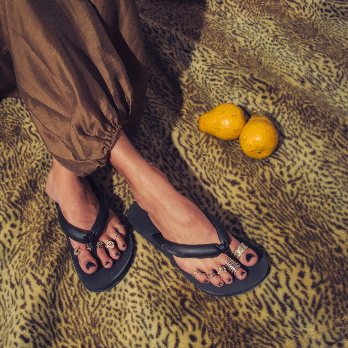 Gully Number 005 – Atlas Black For Women