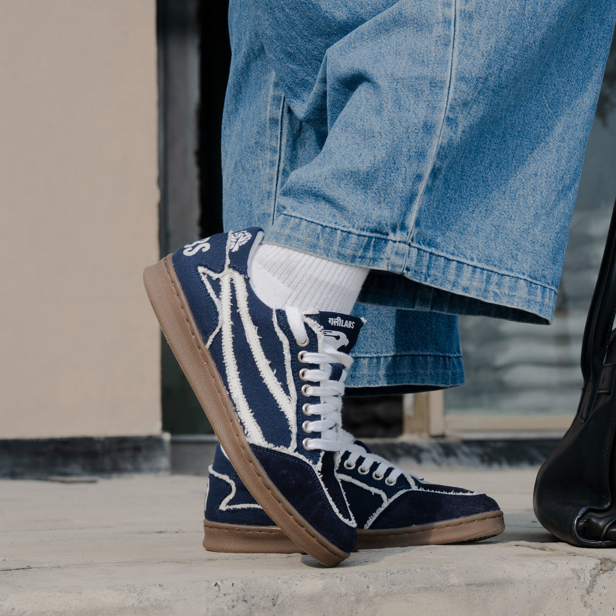 Gully Number 001 -  Baaz Leila Navy for Women