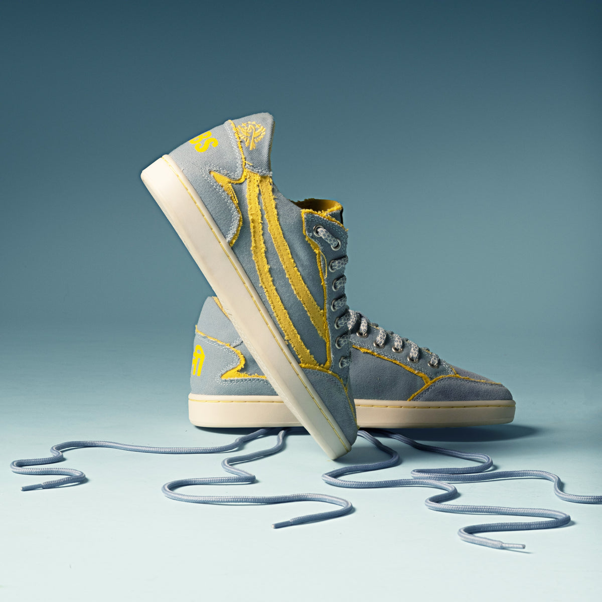 Gully Number 001 - Baaz Falak Blue