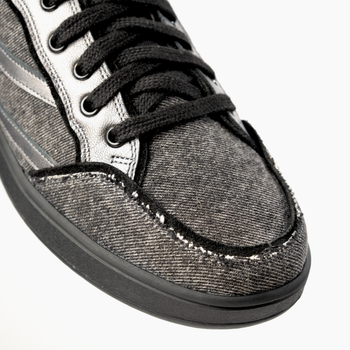 Gully Number 001 -  Baaz Chaaya Grey for women