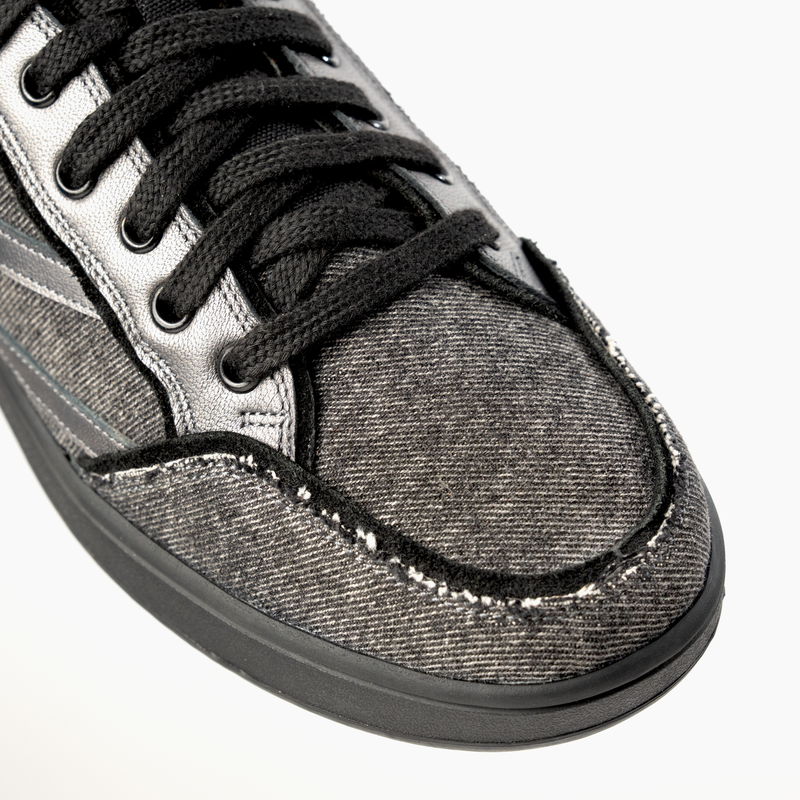 Reinforced Suede Toe