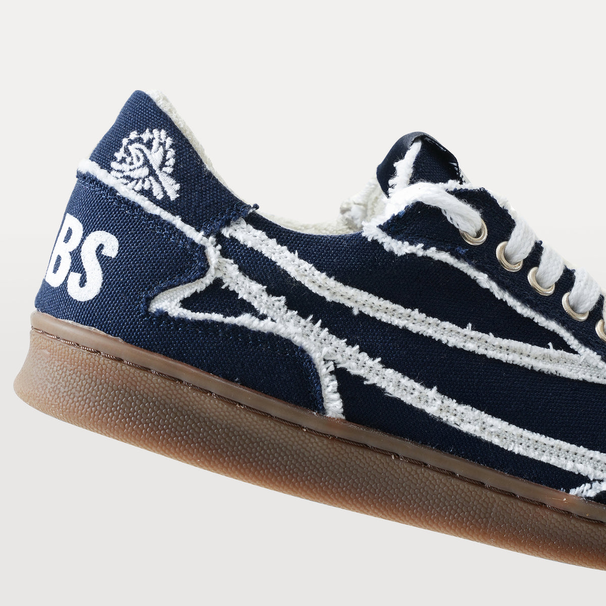Gully Number 001 -  Baaz Leila Navy for Women