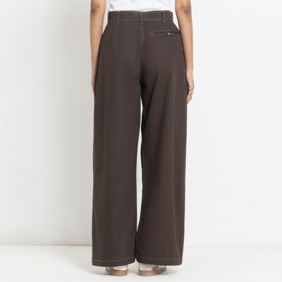 Kara - Pintuck Pant - Dark Brown For Women