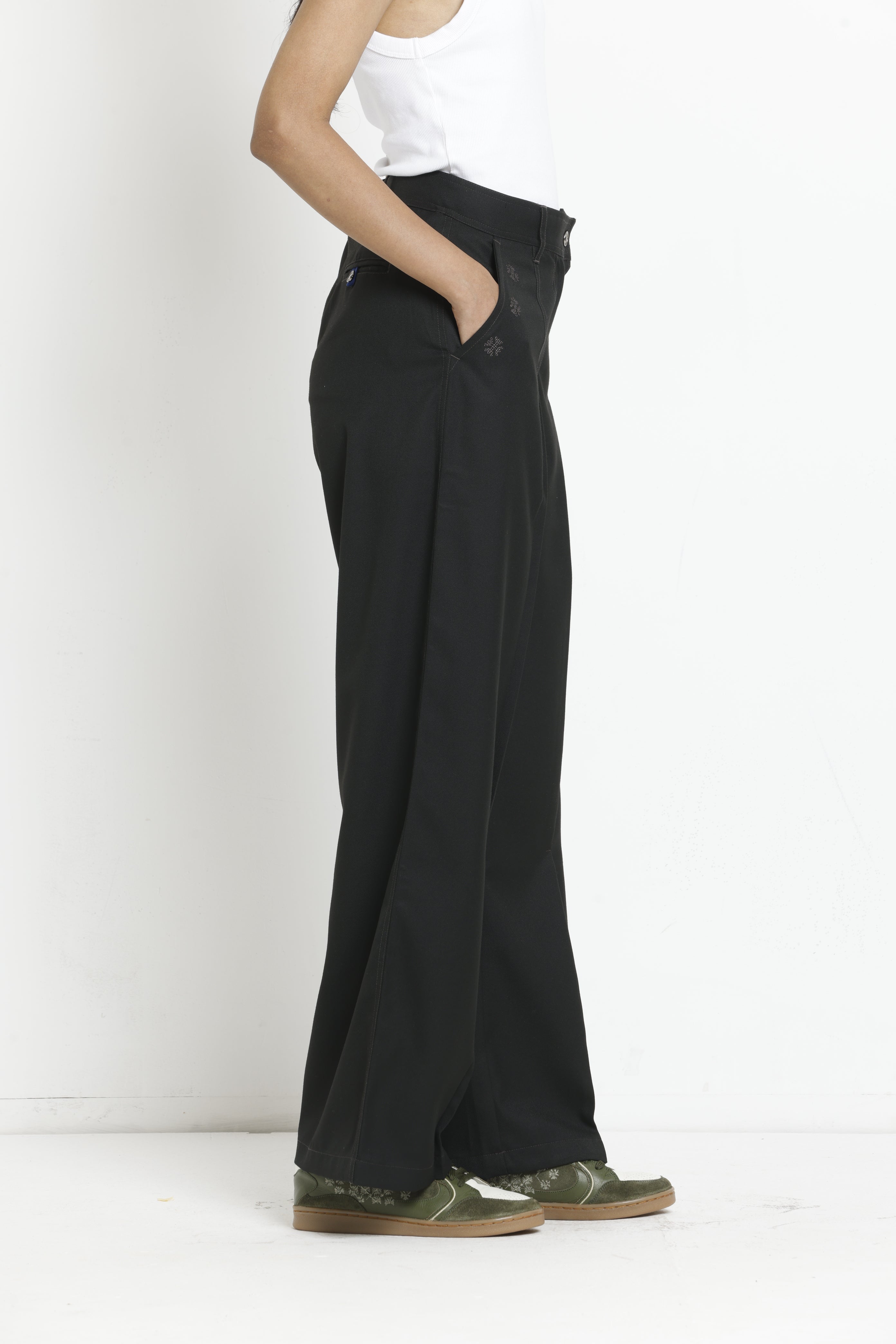 Kara - Pleat Trouser - Black For Women