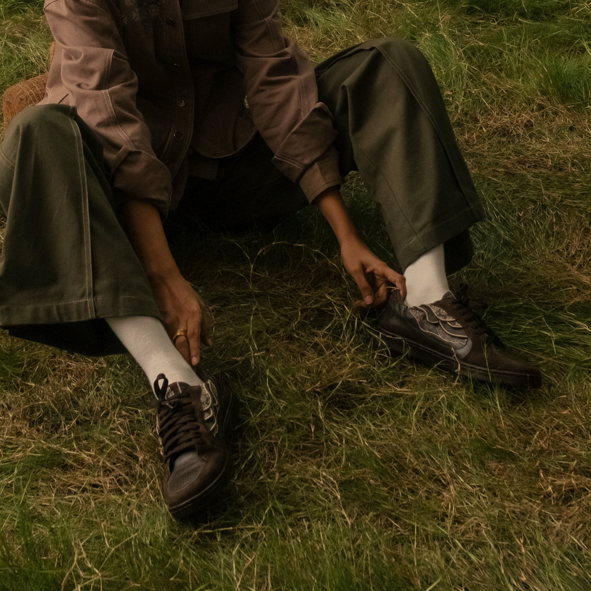 Gully Number 001 – Rekhe Brown For Women
