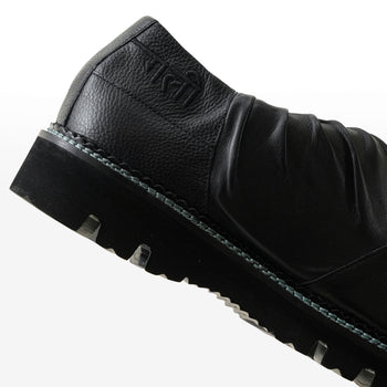 The Traveller - Icy Blue