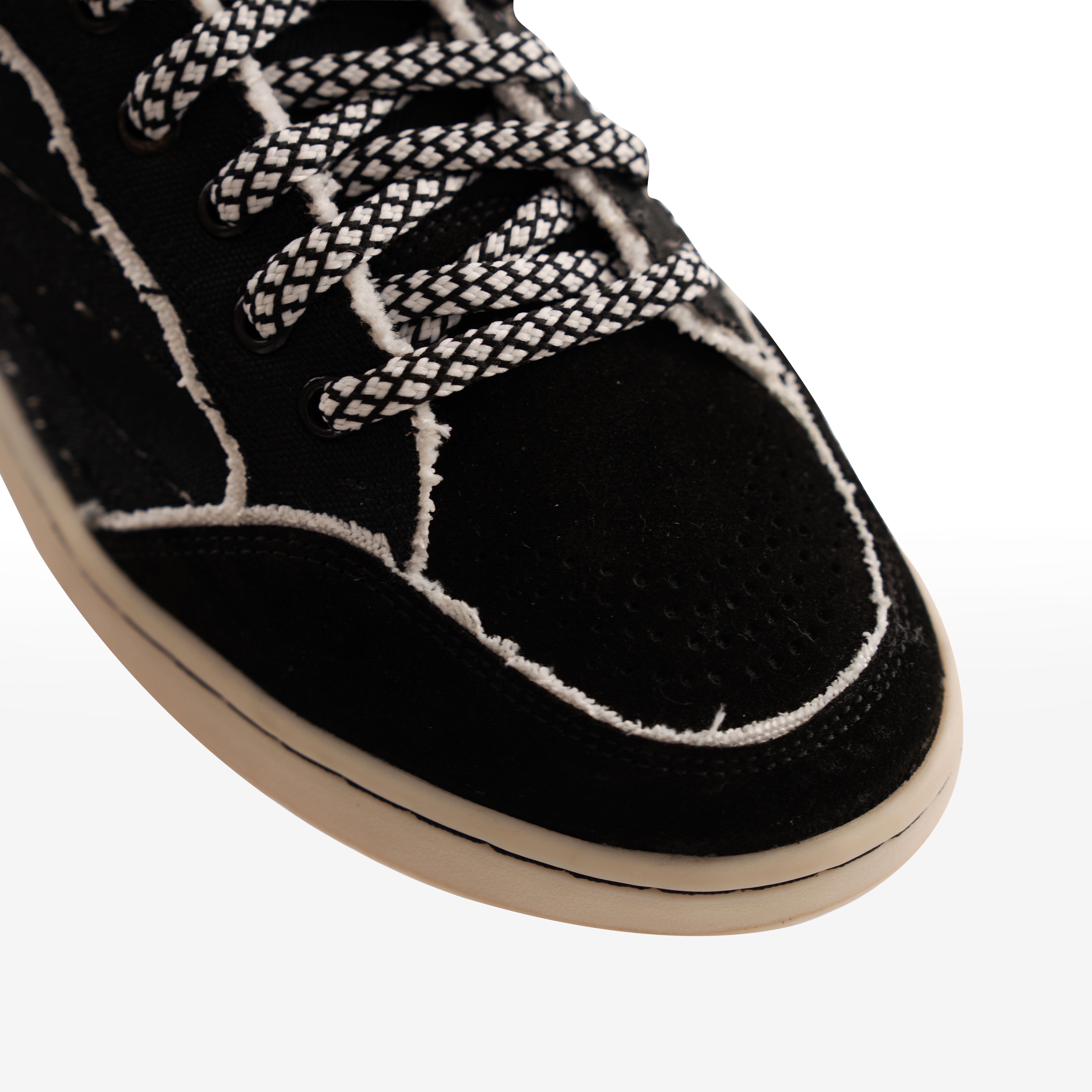 Gully Number 001 - Baaz Faris Black