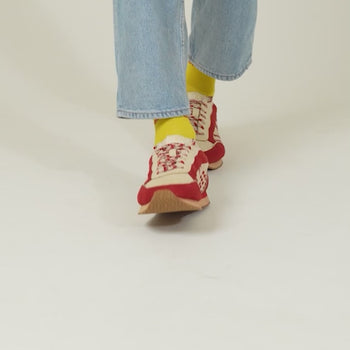 Gully Number 002 - 1980 Wizard Red